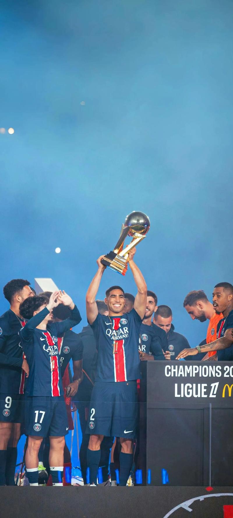 巴媒：米兰已表达对乌戈-索萨的兴趣，科林蒂安正在等待报价（巴媒称米兰有意乌戈-索萨，科林蒂安等待正式报价）