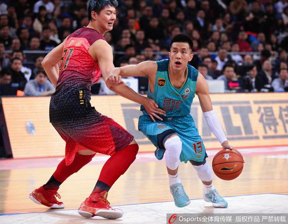 意甲：米兰1-0险胜罗马（意甲：米兰1-0力克罗马）