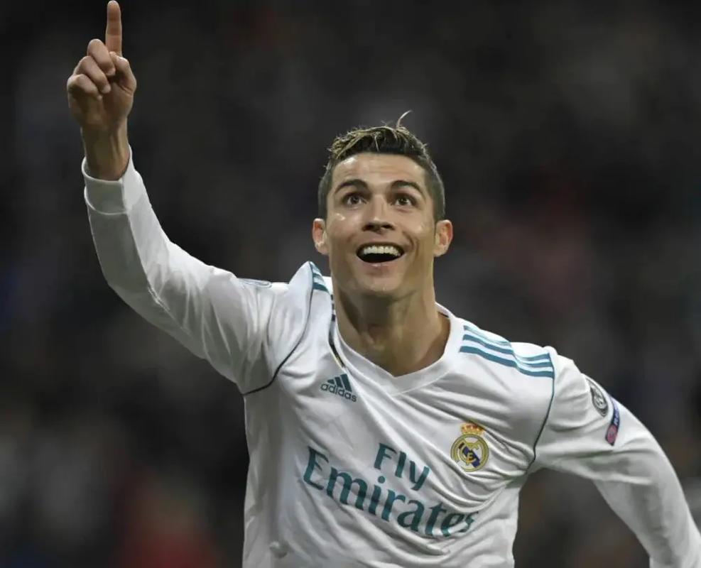 沃尔夫斯堡vs勒沃库森：马耶尔、阿诺德首发，希克、格里马尔多出战