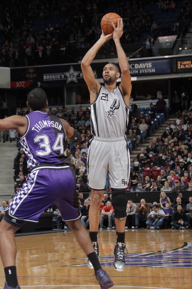 TA：阿森纳本赛季后防阵容深厚，加布里埃尔受伤无需恐慌（TA：阿森纳本季防线深度十足，加布里埃尔受伤无需担忧）