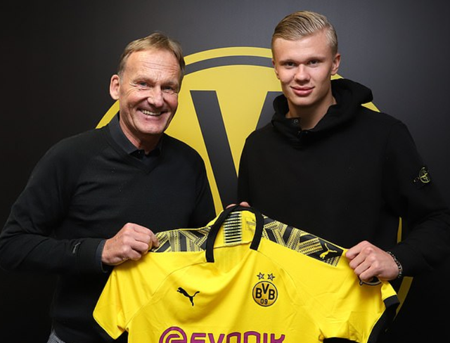 拉菲尼亚回归：巴萨复兴的关键引擎（拉菲尼亚归来：点燃巴萨复兴的核心动力）