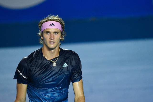 三分线外有 三分线外有